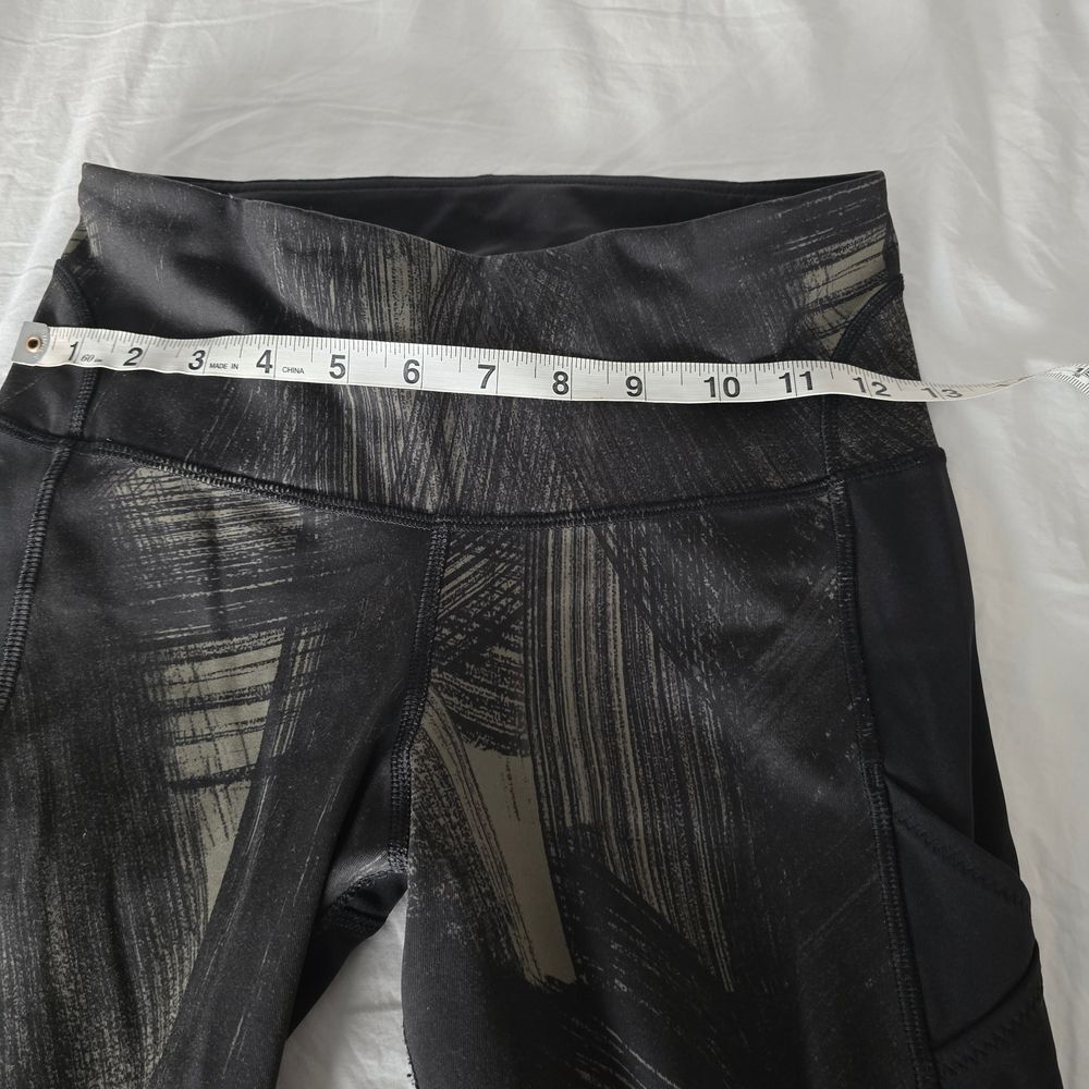 Lululemon Fresh Mesh Run Crop Leggings Sz4 Wind Chill Fatigue Green Blck Pockets - Picture 10 of 16